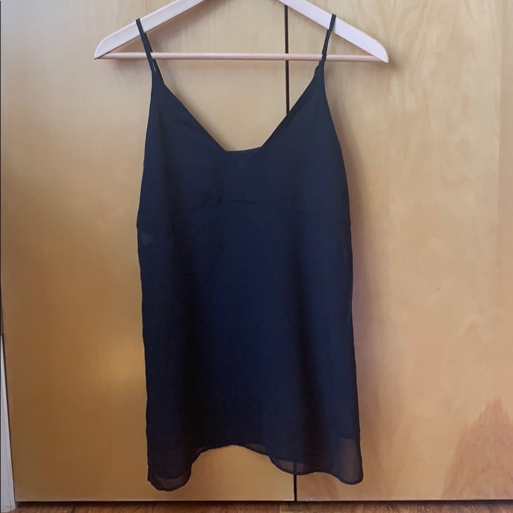 Silence and Noise Black Top